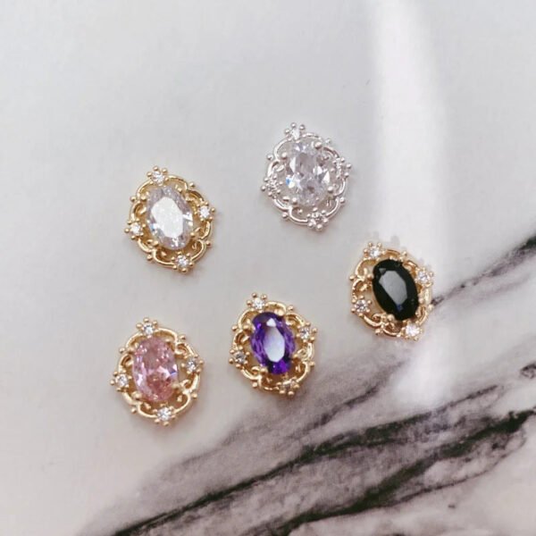 10Pcs Retro Zircon Nail Charms